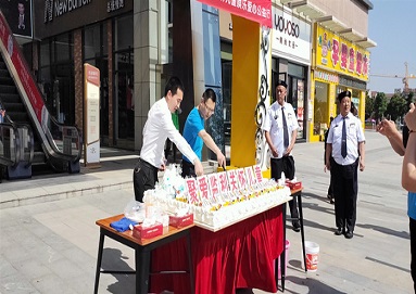 走進(jìn)特殊教育學(xué)校，為孩子們打造快樂時(shí)光 　